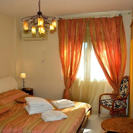 50 Meters To The 3 Bedroom Lägenhet Limassol