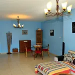 50 Meters To The 3 Bedroom Lägenhet Limassol
