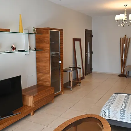 50 Meters To The 3 Bedroom *