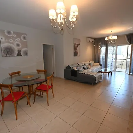 50 Meters To The 3 Bedroom Limassol