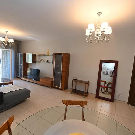 50 Meters To The 3 Bedroom Apartment
