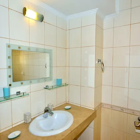 50 Meters To The 3 Bedroom