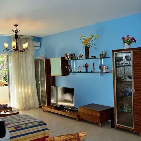 50 Meters To The 3 Bedroom Appartamento