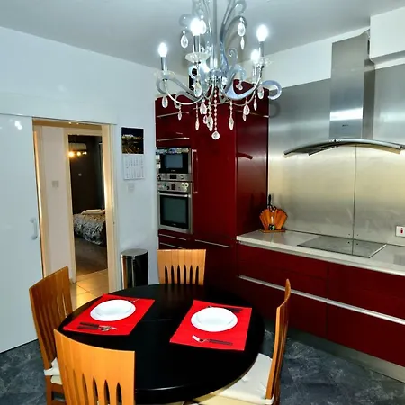 50 Meters To The 3 Bedroom