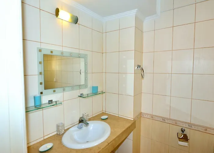 50 Meters To The 3 Bedroom