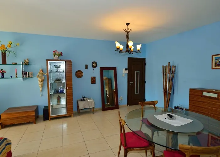 50 Meters To The 3 Bedroom Daire *