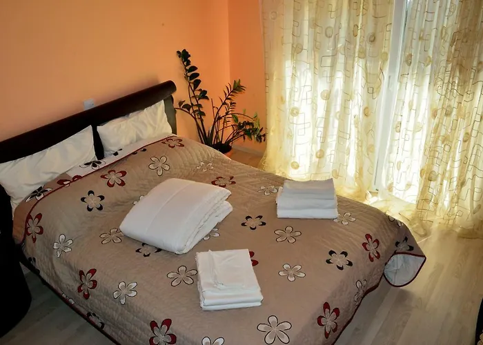 Daire 50 Meters To The 3 Bedroom Limasol