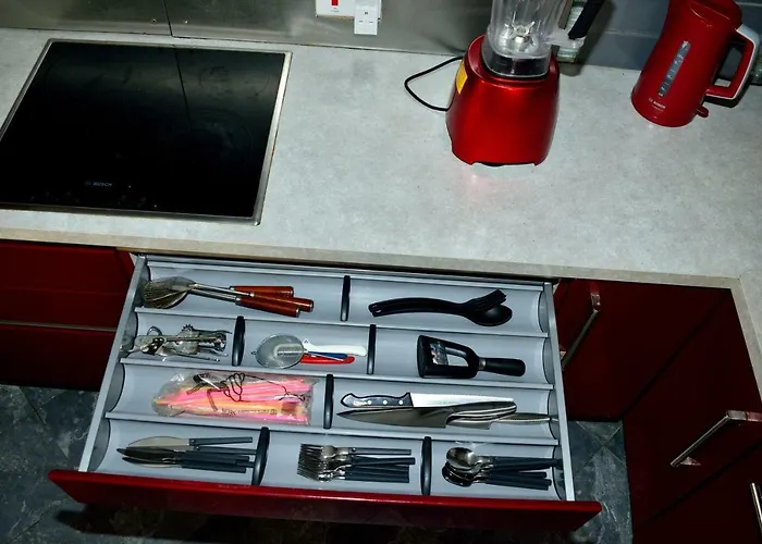 50 Meters To The 3 Bedroom *