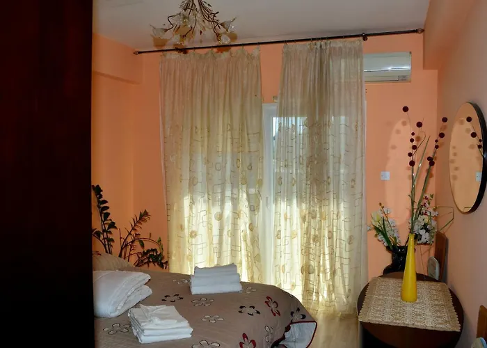 Daire 50 Meters To The 3 Bedroom Limasol